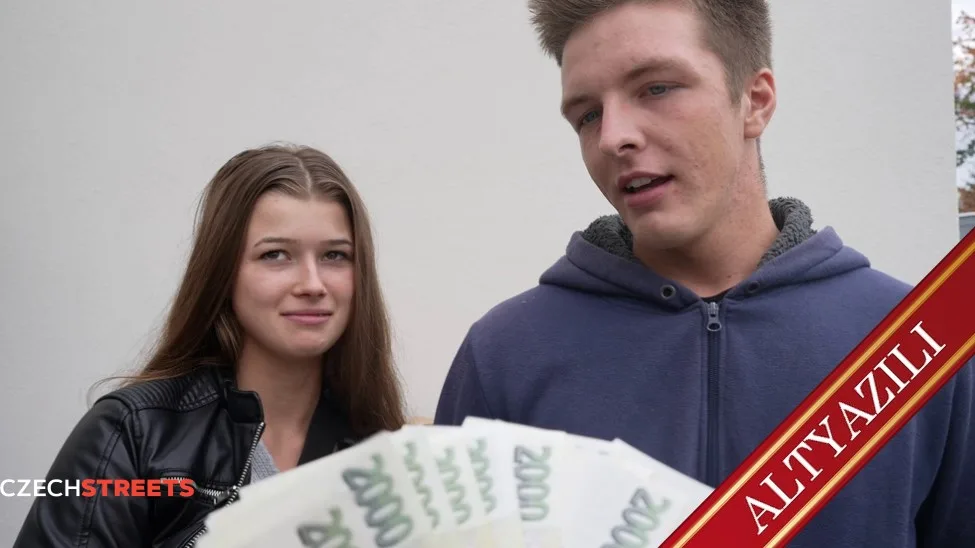 Kurye’ye para ödememek için sikini yaladı